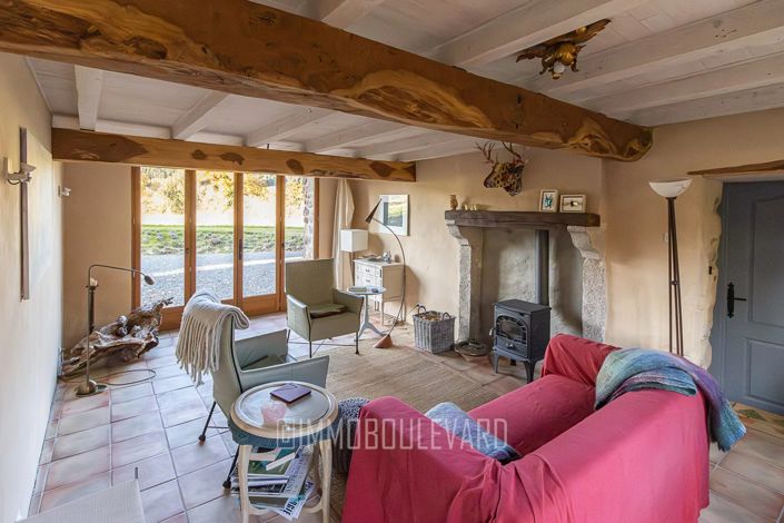 Image No.8-2 Bed House for sale