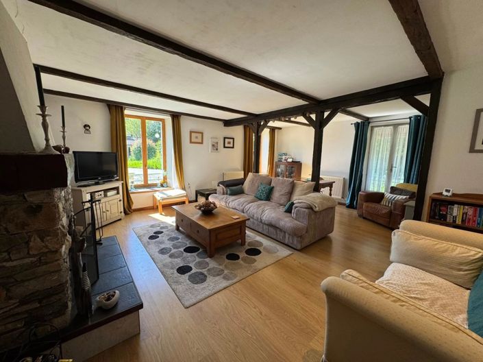 Image No.10-4 Bed House for sale