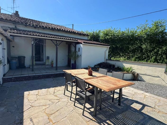 Image No.4-4 Bed House for sale