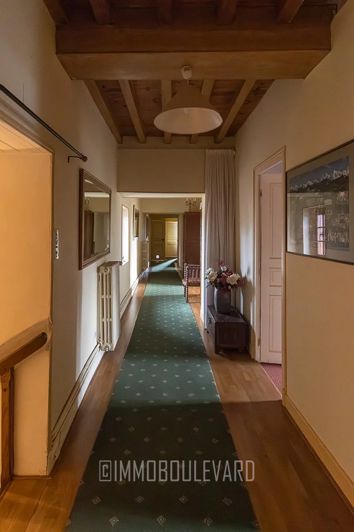 Image No.20-6 Bed House for sale