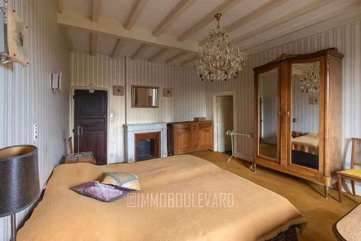 Image No.21-6 Bed House for sale