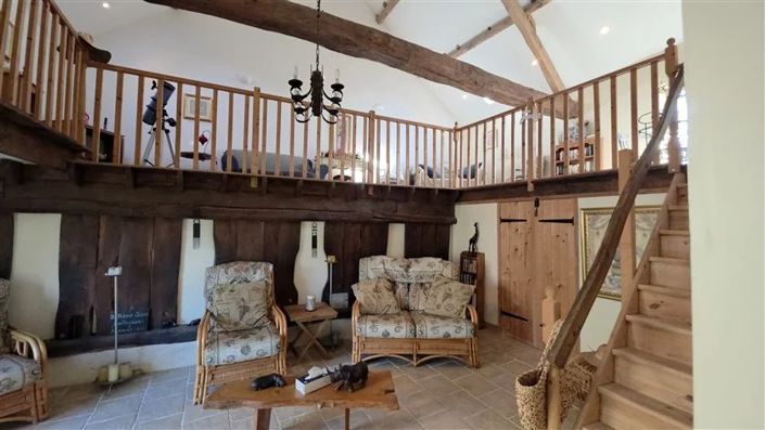 Image No.6-Maison de 2 chambres à vendre à Lussac-les-Églises