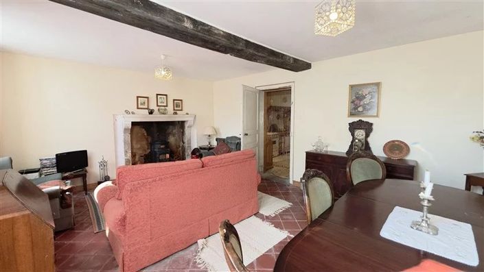 Image No.9-Maison de 2 chambres à vendre à Lussac-les-Églises