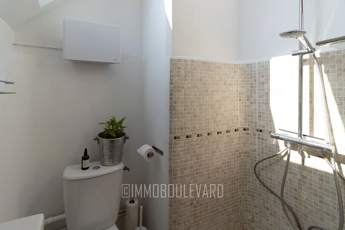 Image No.10-2 Bed House for sale