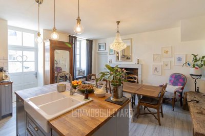 8ea545595cbba282ea7dfe32d79783f02dd3f3610b180