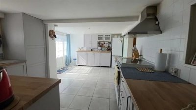 e04c0b5b1b002befc7c78f9f82628331dcdbe9fa1c838