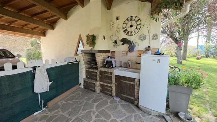 Image No.10-5 Bed House for sale