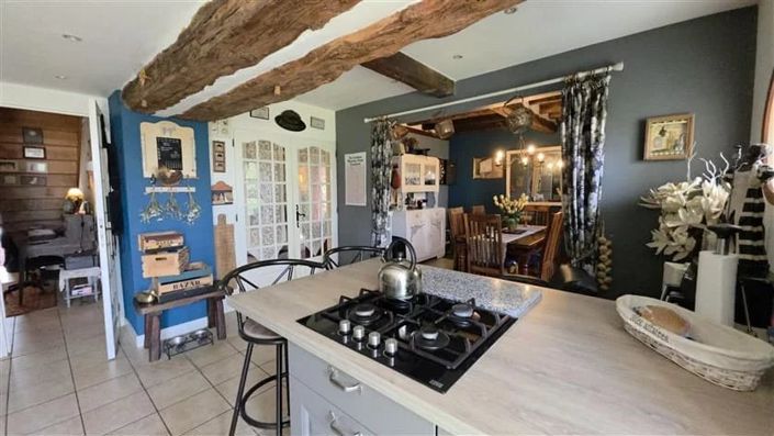 Image No.5-5 Bed House for sale