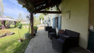 a825343ee010917d289b067c570a82145febfa9f0b838