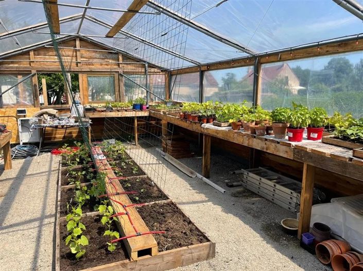 Image No.24-5 Bed House for sale