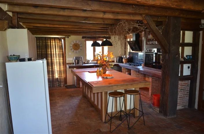 Image No.4-5 Bed House for sale