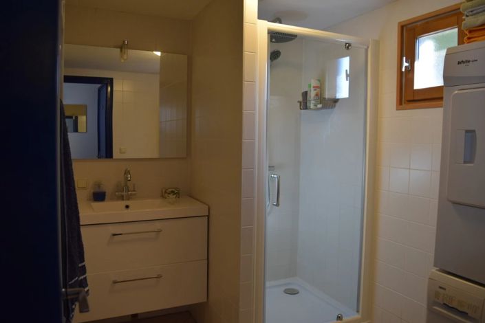 Image No.15-2 Bed House for sale