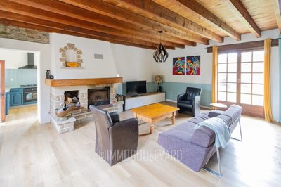 61ac4ea1d787ec30b920fab6c4d92db47e2cc16952180