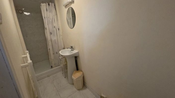 Image No.24-5 Bed House for sale