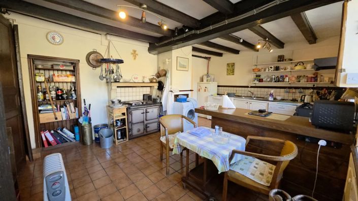 Image No.4-5 Bed House for sale