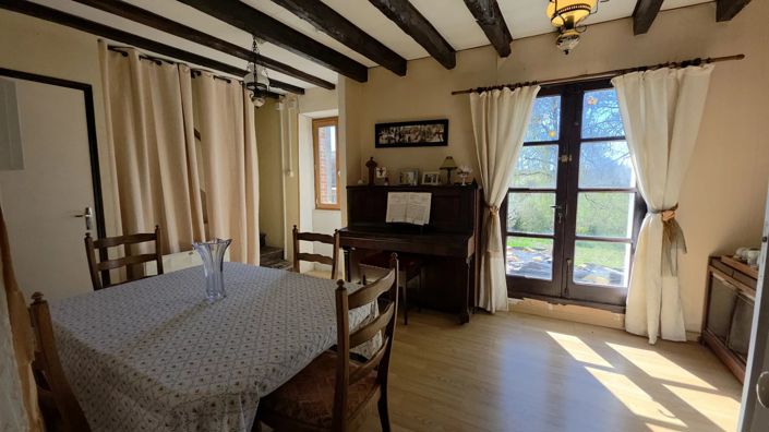 Image No.5-5 Bed House for sale