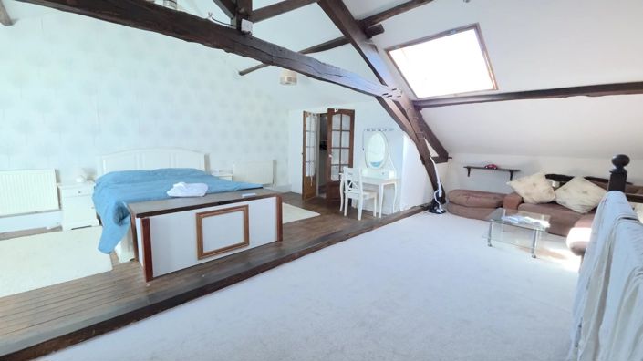 Image No.17-4 Bed House for sale