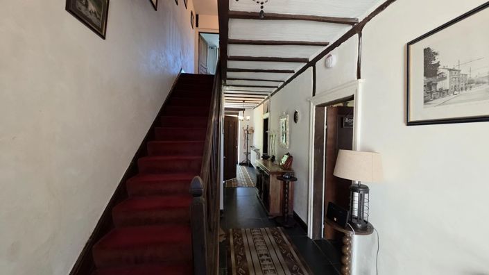 Image No.3-4 Bed House for sale