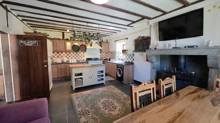 Image No.4-4 Bed House for sale