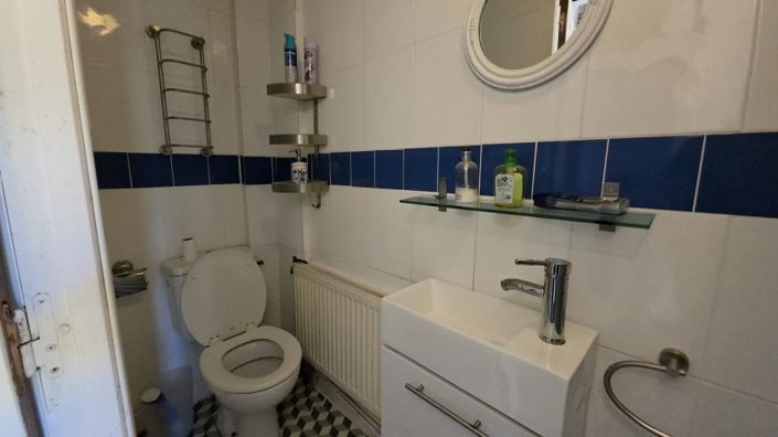 Image No.8-4 Bed House for sale