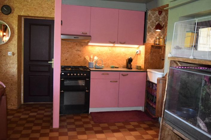 Image No.9-2 Bed House for sale