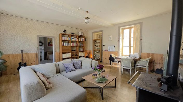 Image No.3-3 Bed House for sale