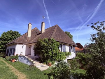 1 - Lussac-les-Églises, Villa