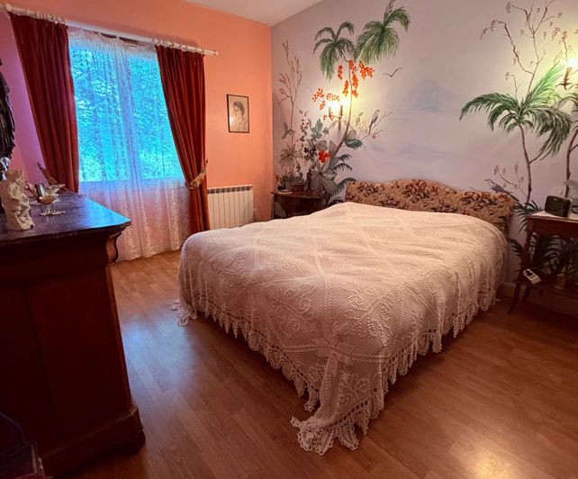 Image No.11-6 Bed Villa for sale