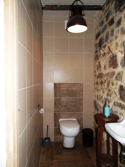 Image No.15-6 Bed Property for sale