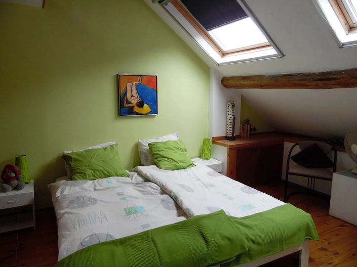 Image No.19-6 Bed Property for sale