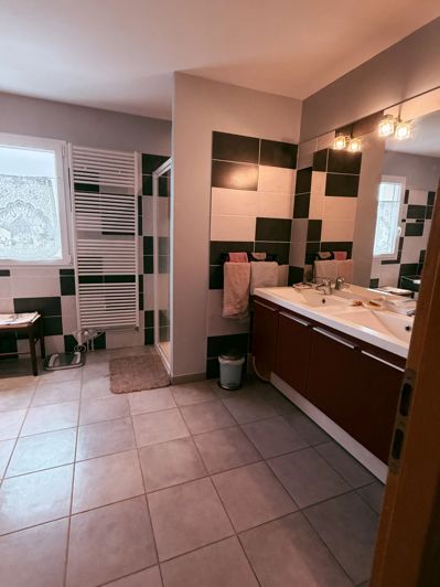 Image No.19-5 Bed Villa for sale