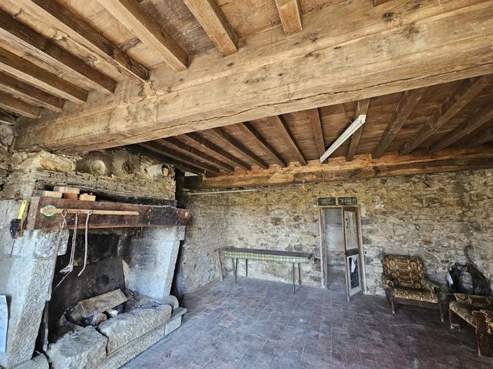 Image No.3-1 Bed Farmhouse for sale