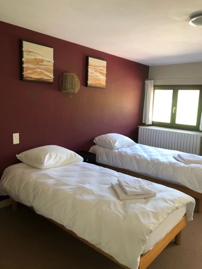 Image No.26-13 Bed Commercial for sale