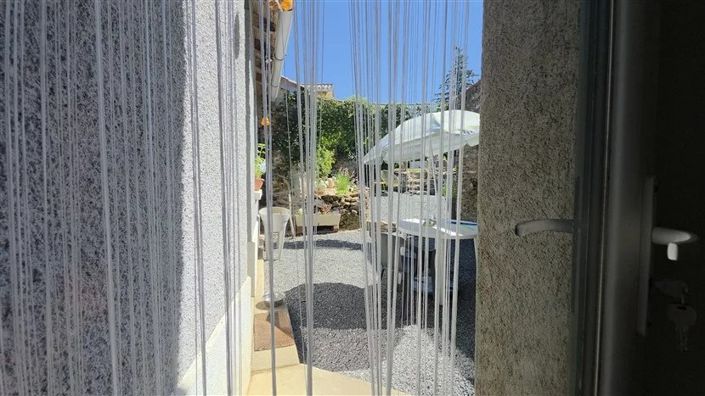 Image No.22-4 Bed House for sale