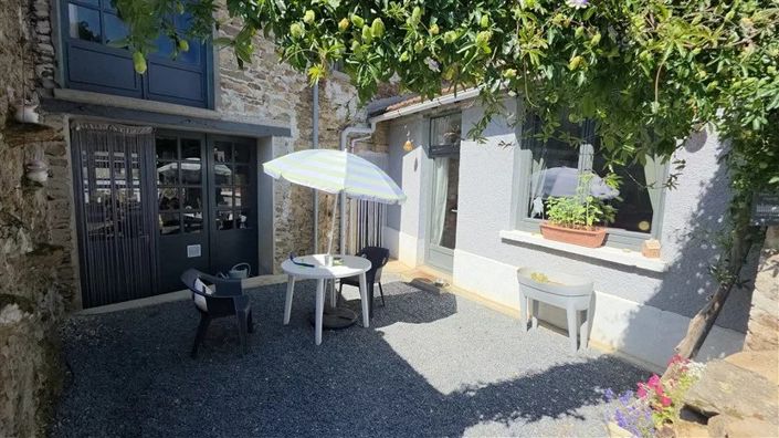 Image No.25-4 Bed House for sale