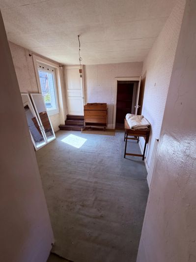 Image No.23-3 Bed Apartment for sale
