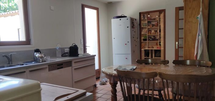 Image No.20-4 Bed House for sale