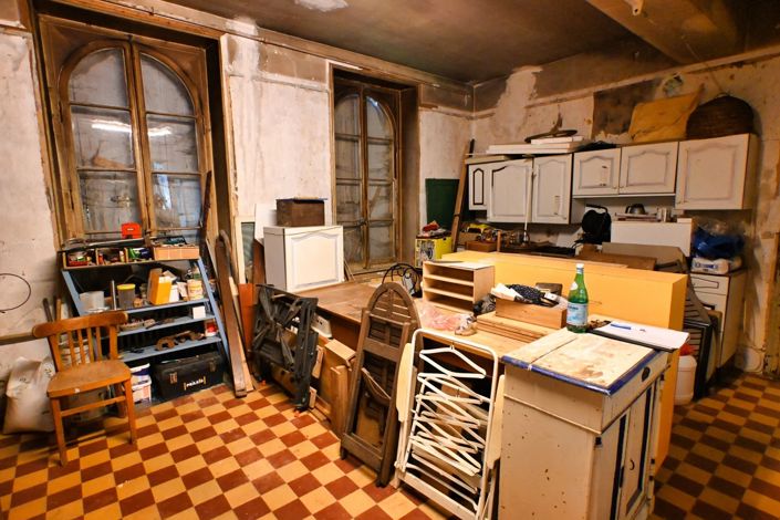 Image No.11-3 Bed House for sale