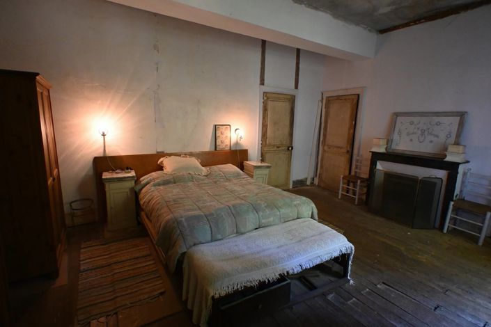 Image No.18-3 Bed House for sale