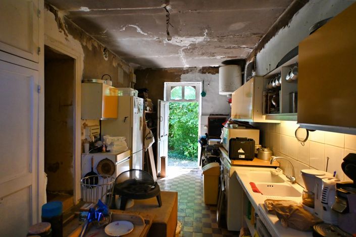 Image No.8-3 Bed House for sale