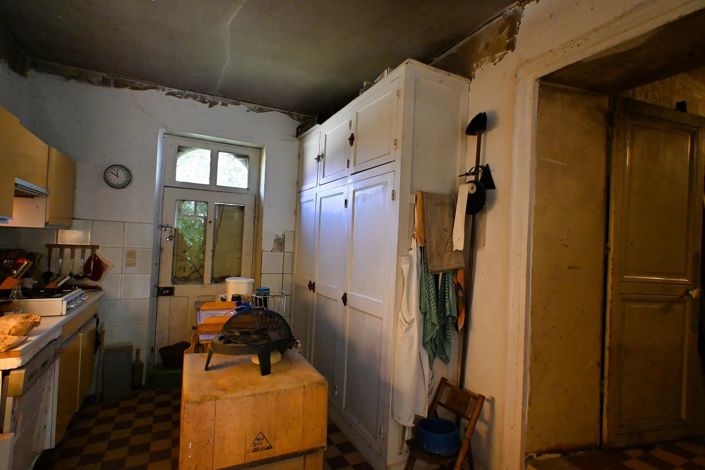 Image No.9-3 Bed House for sale
