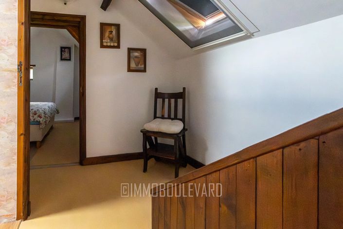 Image No.14-4 Bed House for sale