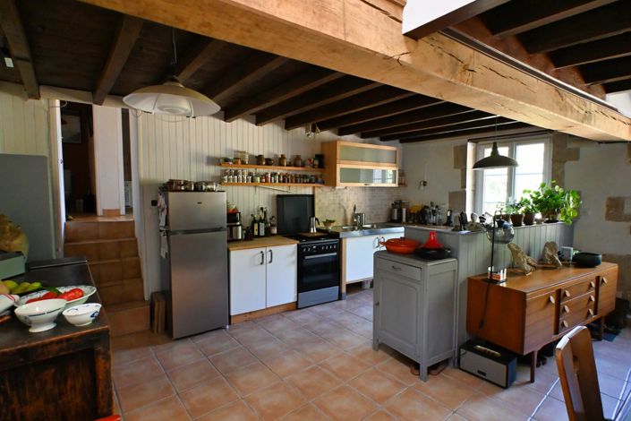 Image No.10-2 Bed House for sale