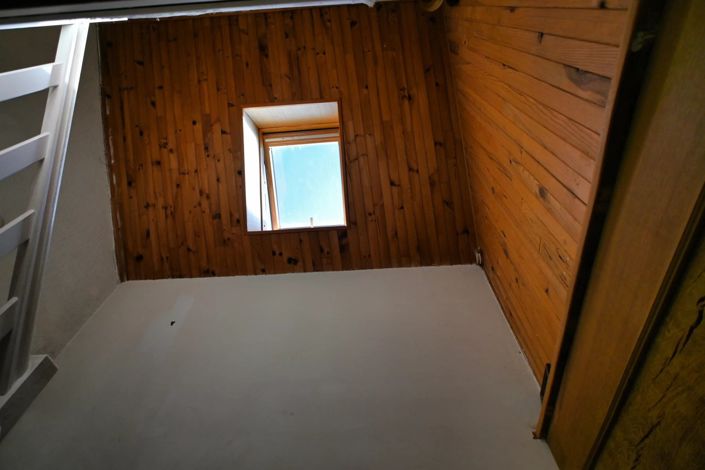 Image No.14-2 Bed House for sale