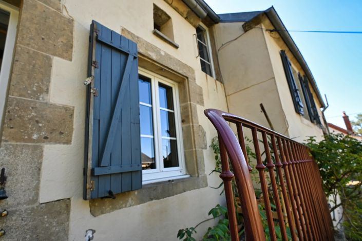 Image No.30-2 Bed House for sale