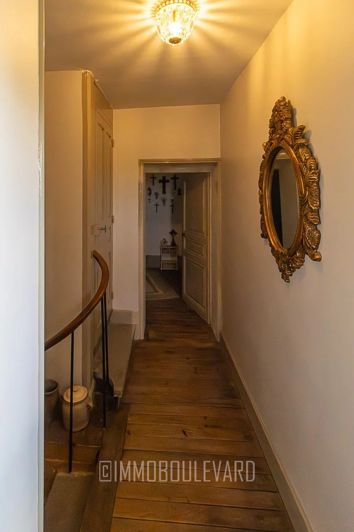 Image No.17-4 Bed House for sale