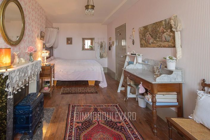 Image No.20-4 Bed House for sale