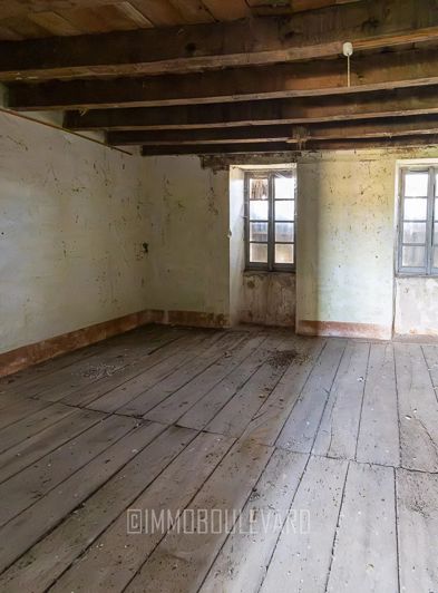 Image No.25-4 Bed House for sale