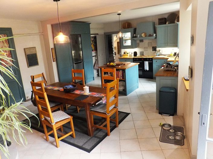 Image No.22-4 Bed House for sale