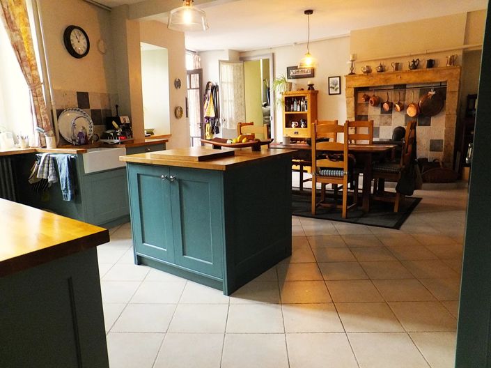 Image No.23-4 Bed House for sale